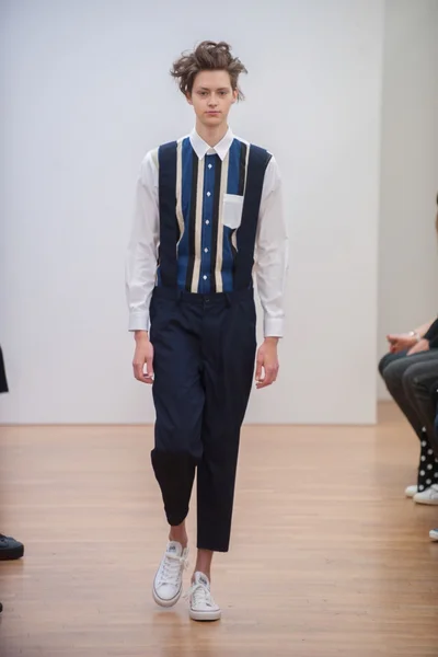 Look 1